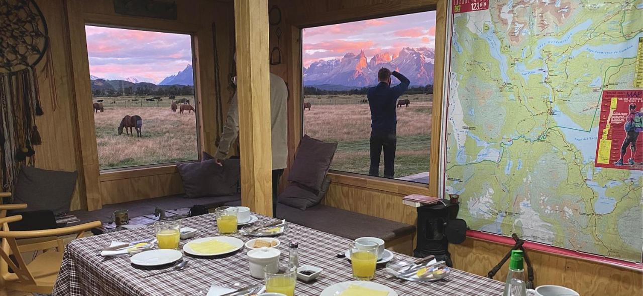 Vista Al Paine - Refugio De Aventura Bed & Breakfast Torres del Paine National Park Exterior photo