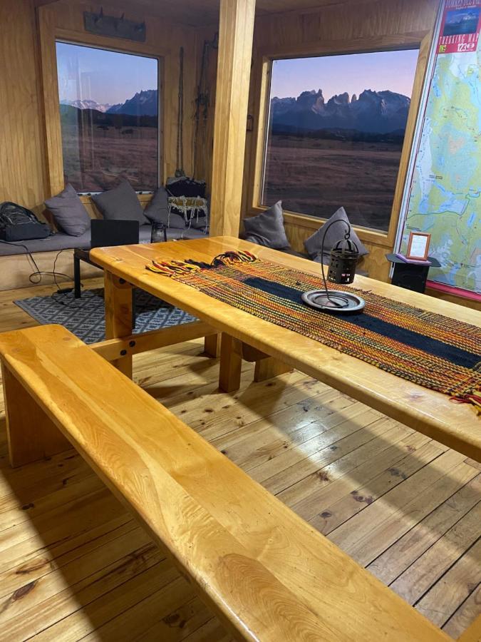 Vista Al Paine - Refugio De Aventura Bed & Breakfast Torres del Paine National Park Exterior photo