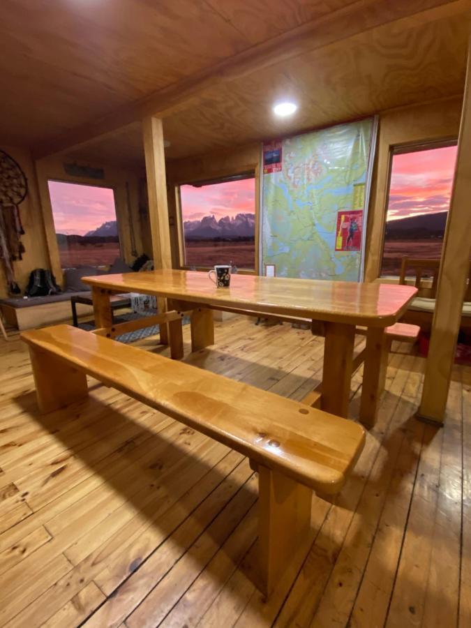 Vista Al Paine - Refugio De Aventura Bed & Breakfast Torres del Paine National Park Exterior photo