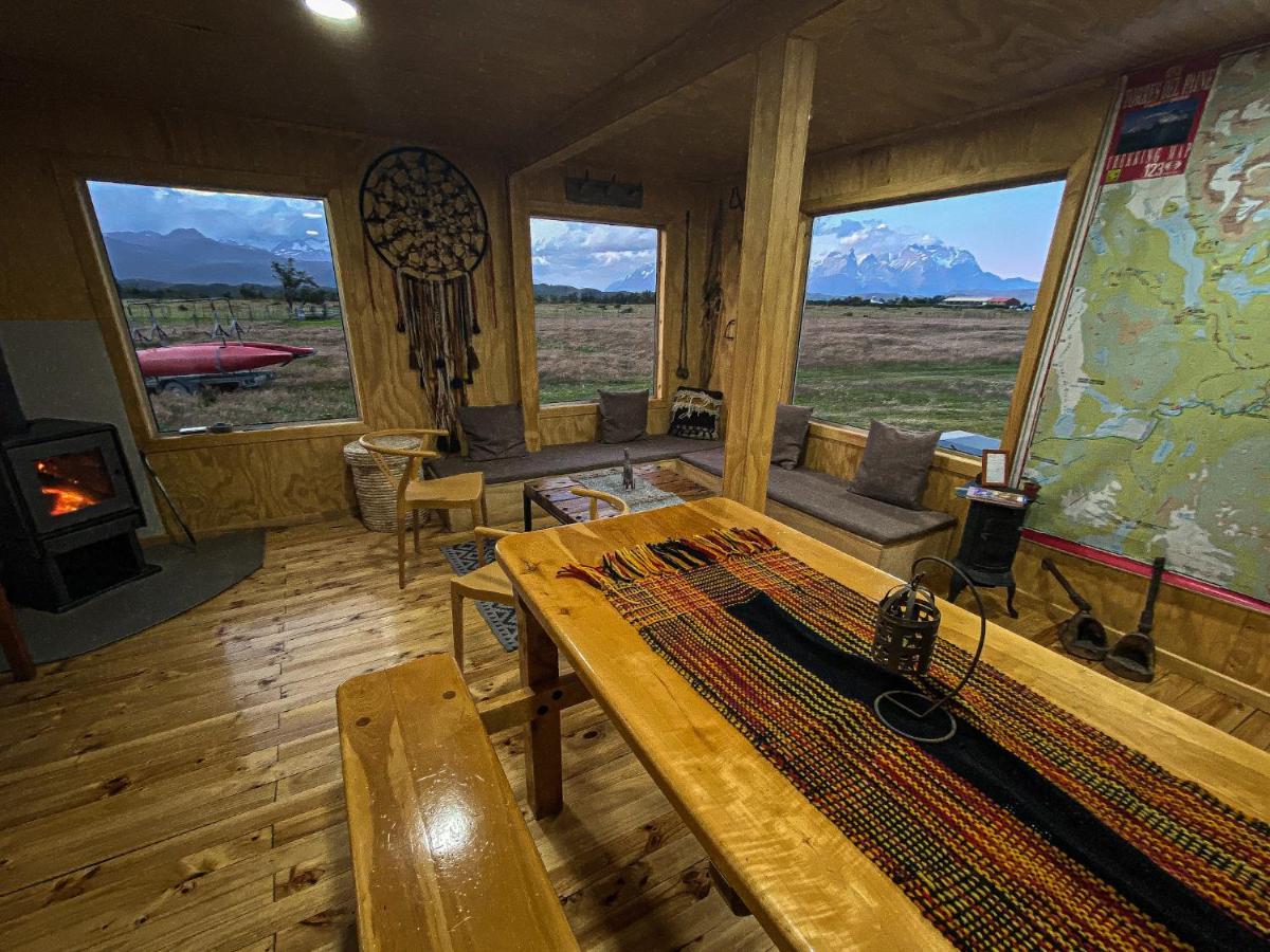 Vista Al Paine - Refugio De Aventura Bed & Breakfast Torres del Paine National Park Exterior photo